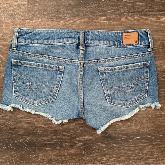 American Eagle Jean Shorts w glitter star pockets - Picture 2 of 3